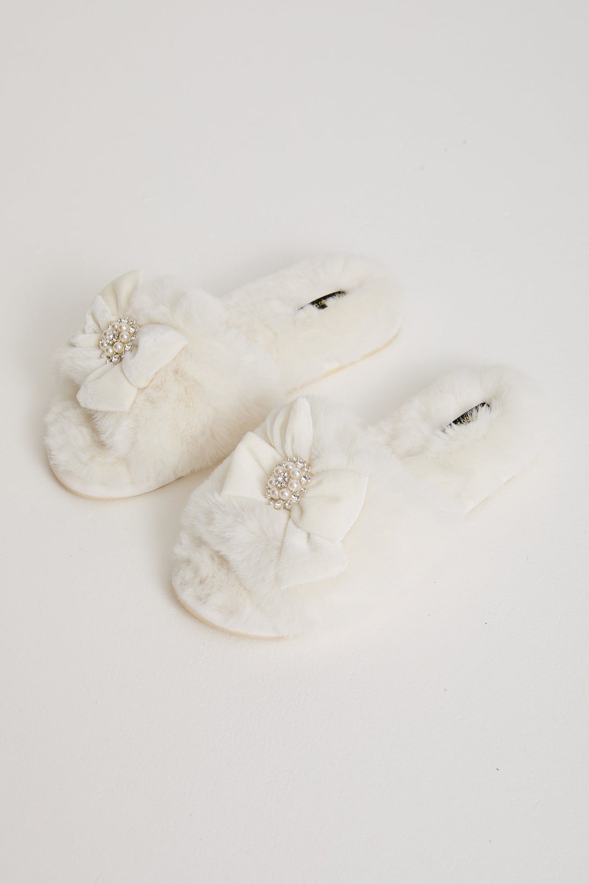 Anya Pearl Bow Faux Fur Slider Slippers White