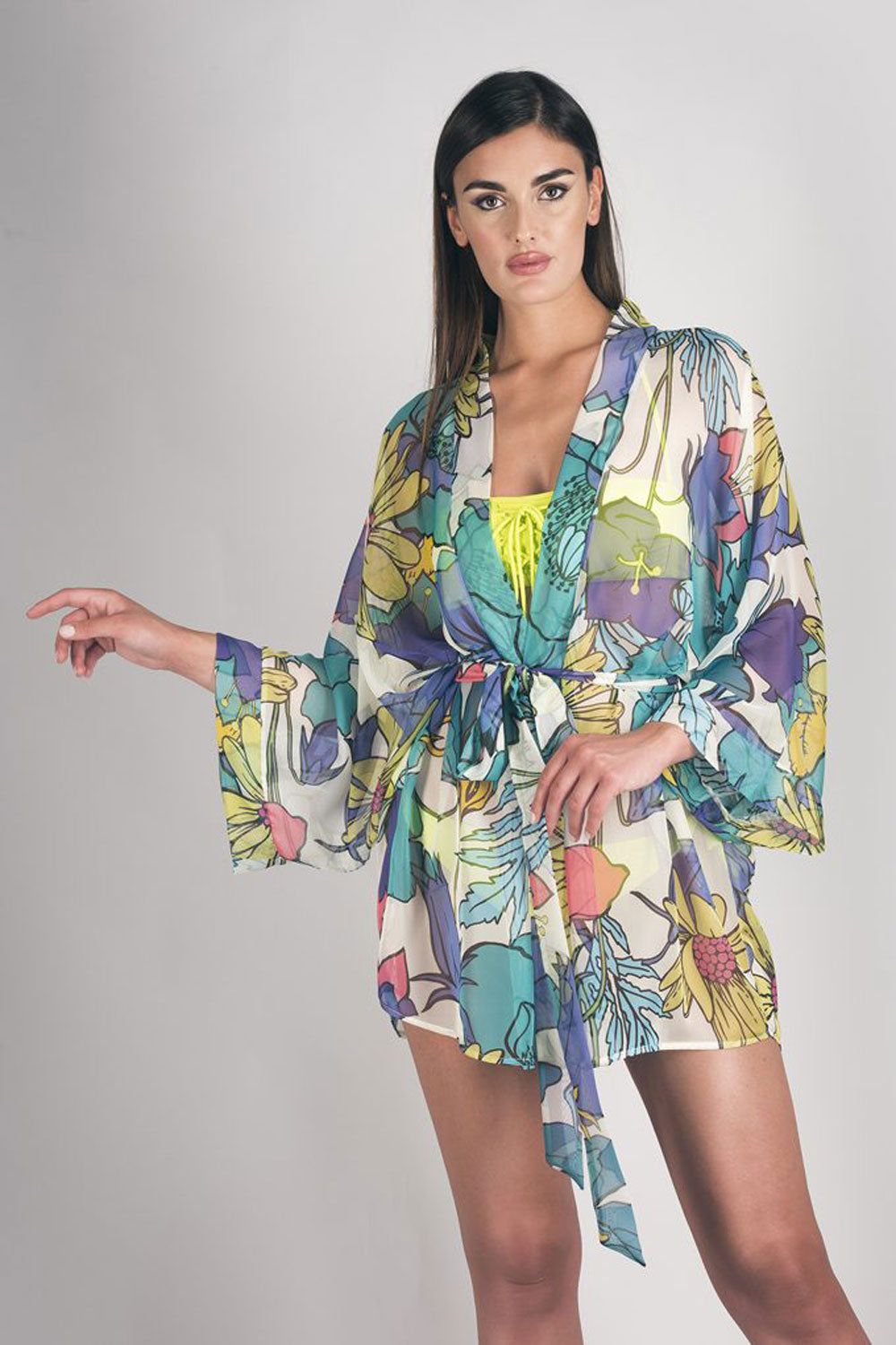 SHORT PATTERNED GEORGETTE KIMONO