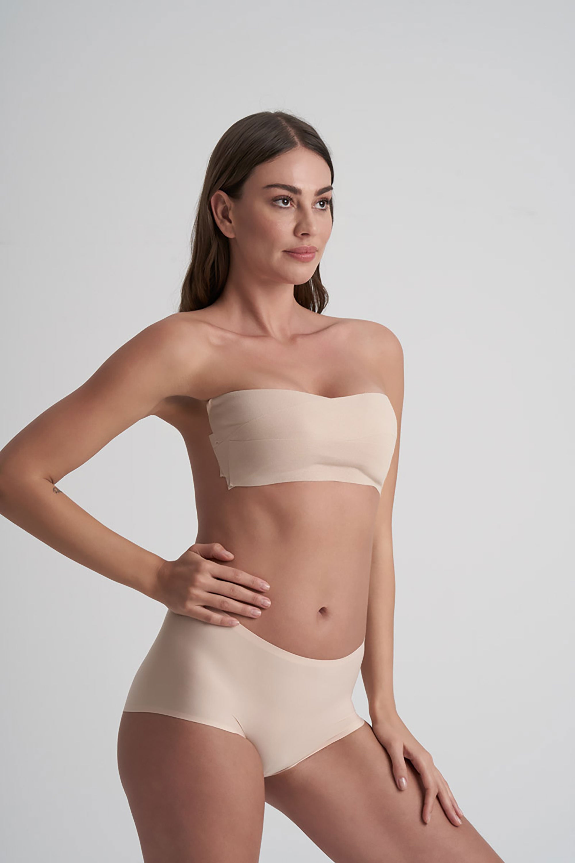 BYE BRA Body Tape 5M * 6.5cm W/Nipple Covers